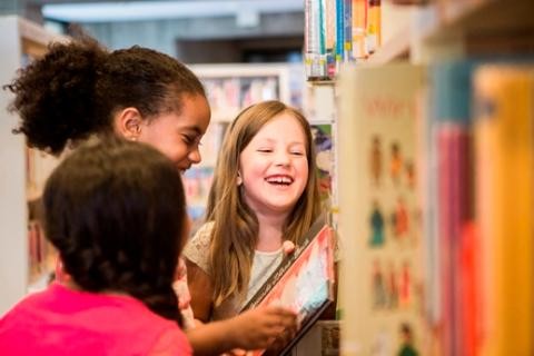 Foto Kinderbibliothek Foto Kinderbibliothek